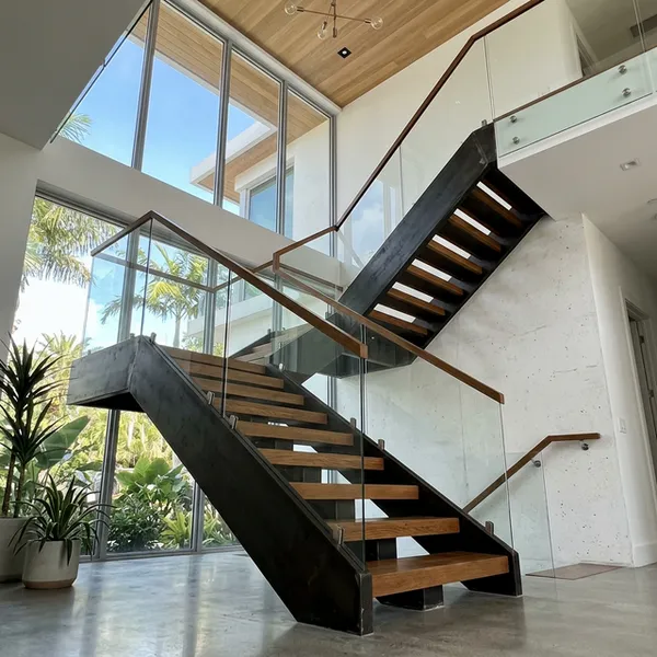 Completed reinforced floating staircase with heavy-duty steel core in a Miami home